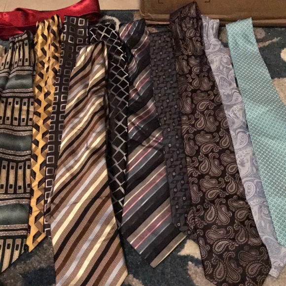 New and used ties - Picture 4 of 4